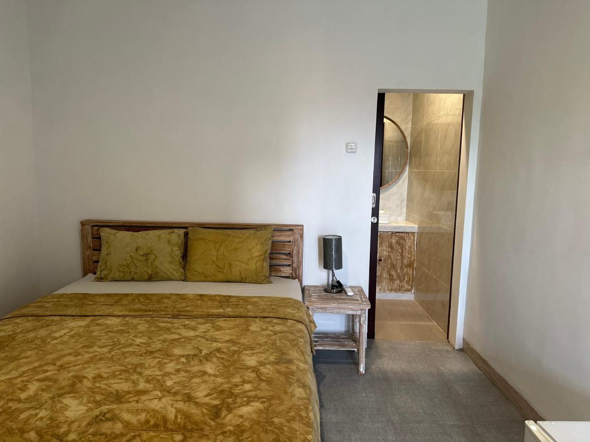 Koming Guest House Canggu Exterior foto
